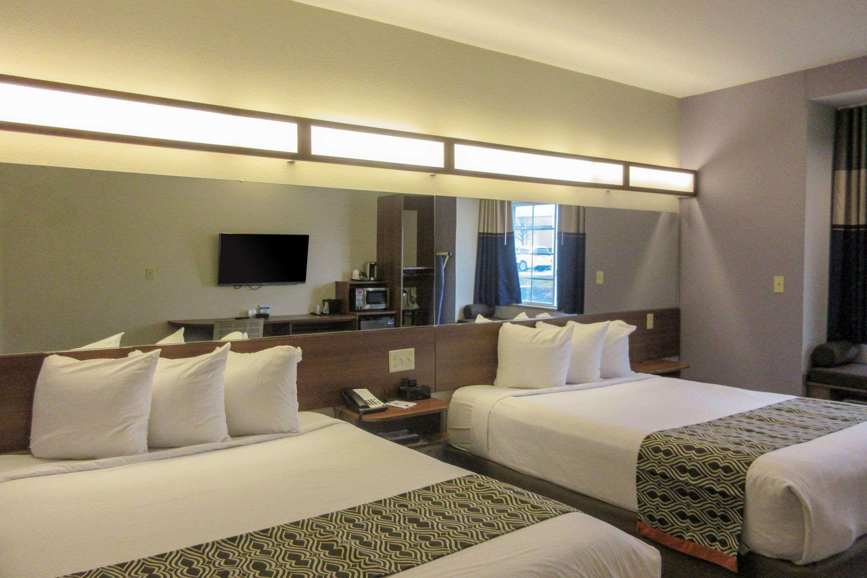 Quality Inn & Suites Caldwell I-77 Экстерьер фото